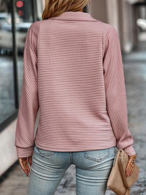 Viola - Elegant Sweater with V-Neck