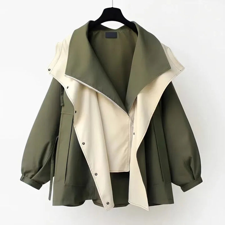 Alva – Elegant jacket with weather and wind protection