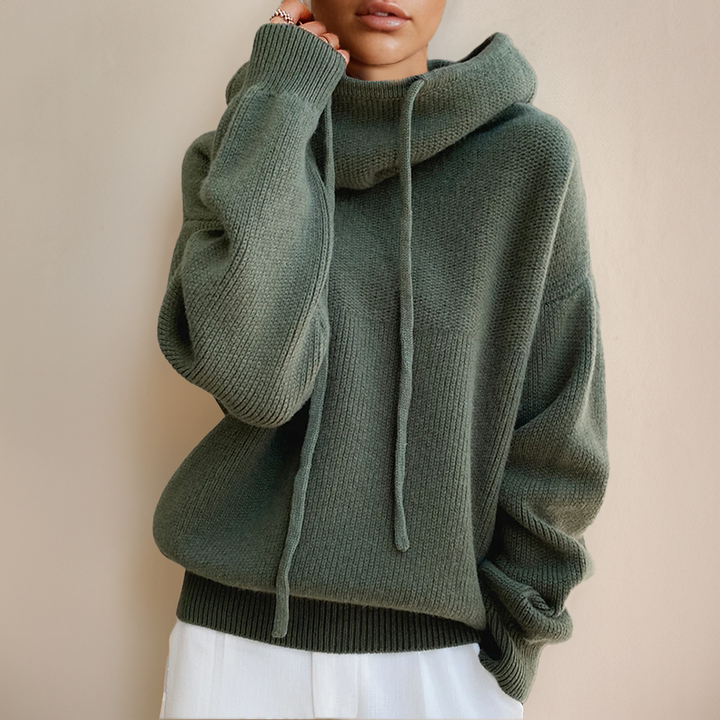 Lia - Elegant High Neck Sweater