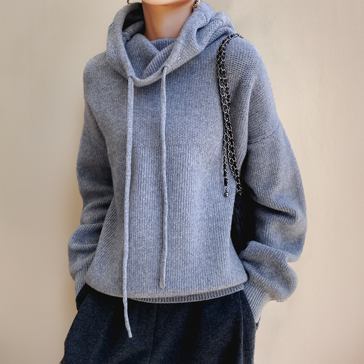 Lia - Elegant High Neck Sweater